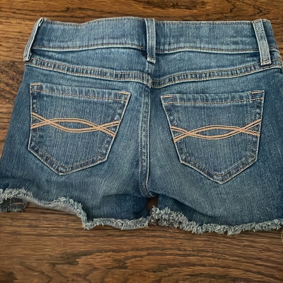 Abercrombie kids girls shorts - Picture 3 of 4